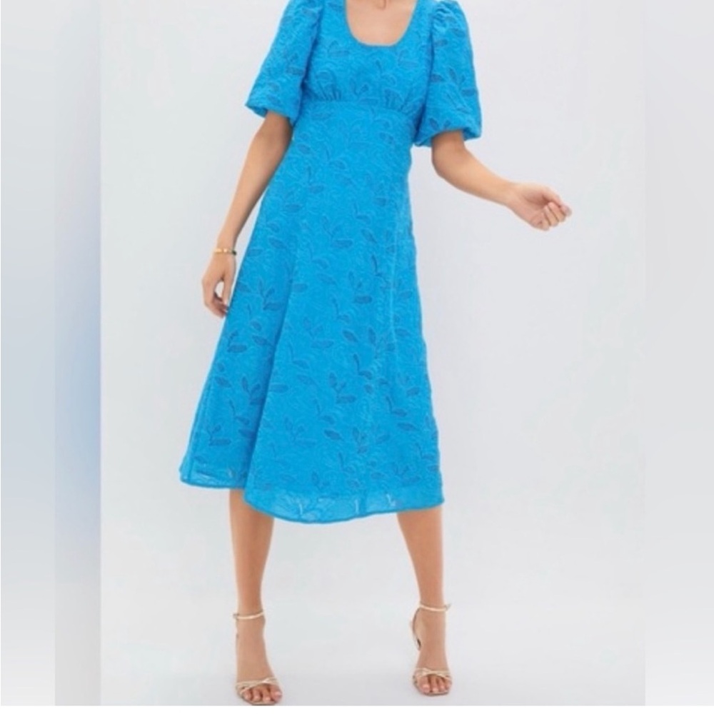 Chic Blue Midi Dress with Puff Sleeves